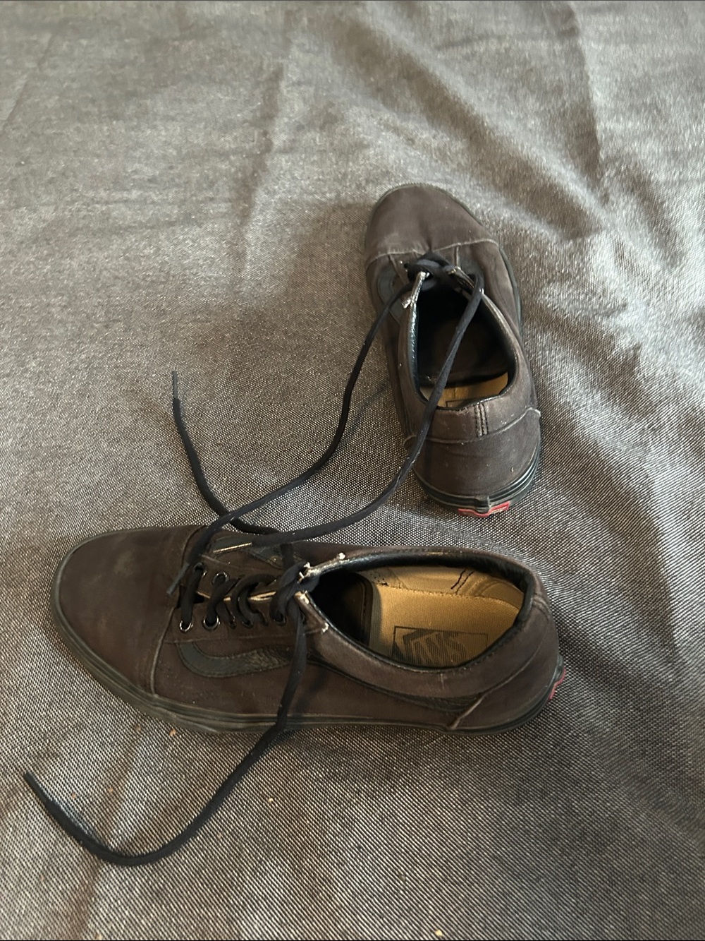 Vans Men's Old Skool Sneakers - Picture 2 of 6